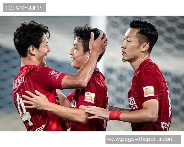 国安与上港首发阵容揭晓谁能在这场对决中占据上风